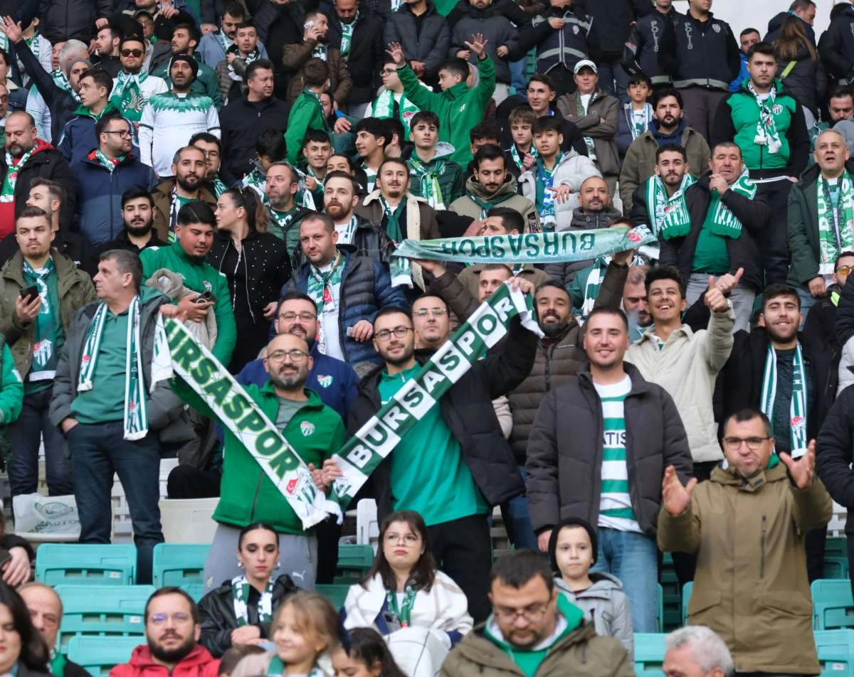 (ÖZEL) Bursaspor - Ankara Demirspor taraftar fotoğrafları 1