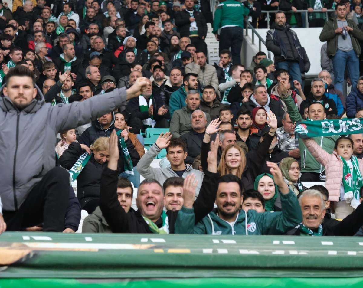 (ÖZEL) Bursaspor - Ankara Demirspor taraftar fotoğrafları 1