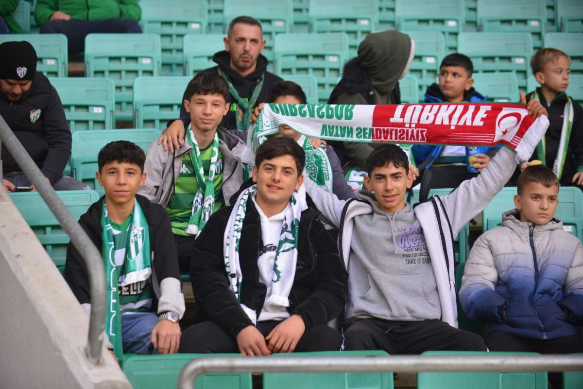 (ÖZEL) Bursaspor - Ankara Demirspor taraftar fotoğrafları 2