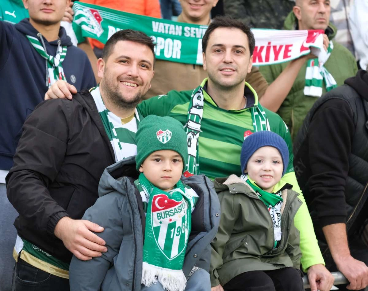 (ÖZEL) Bursaspor - Ankara Demirspor taraftar fotoğrafları 1