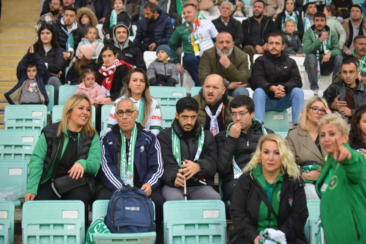 (ÖZEL) Bursaspor - Ankara Demirspor taraftar fotoğrafları 2