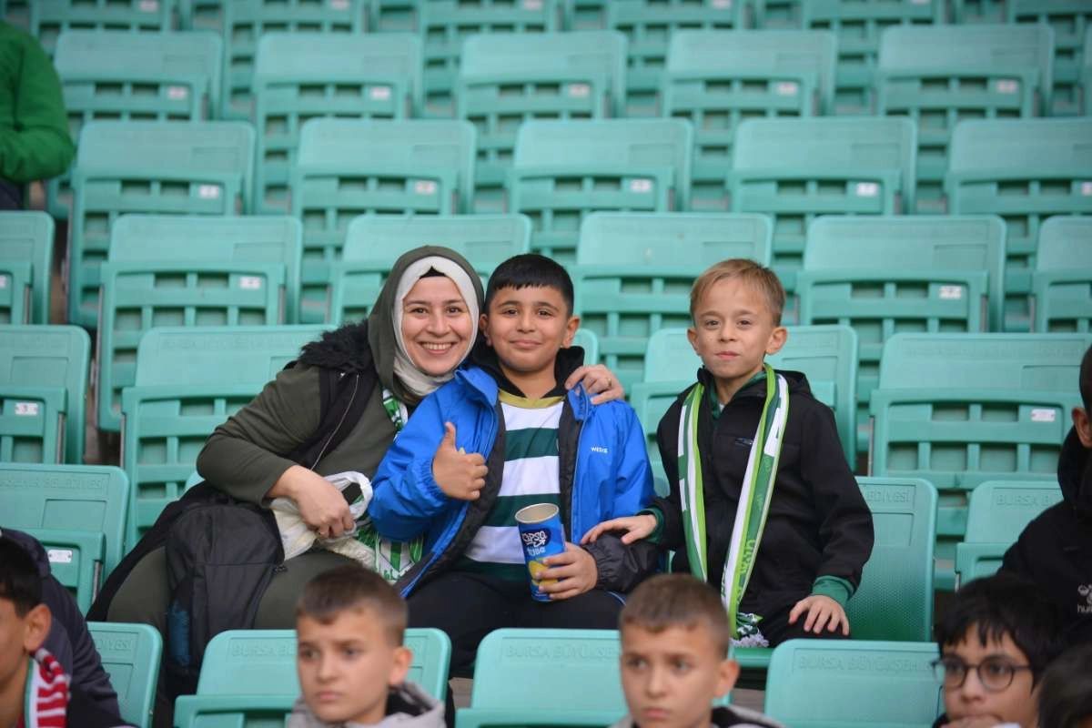 (ÖZEL) Bursaspor - Ankara Demirspor taraftar fotoğrafları 2