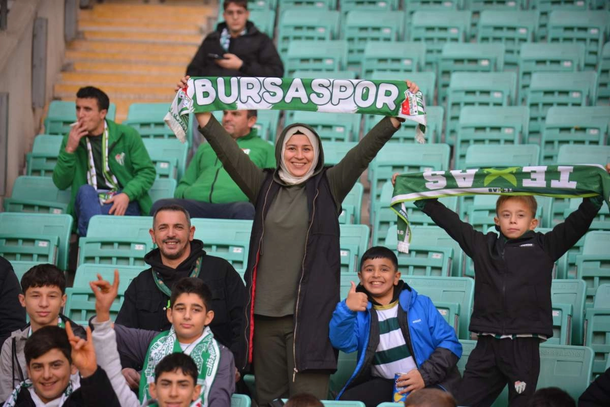 (ÖZEL) Bursaspor - Ankara Demirspor taraftar fotoğrafları 2