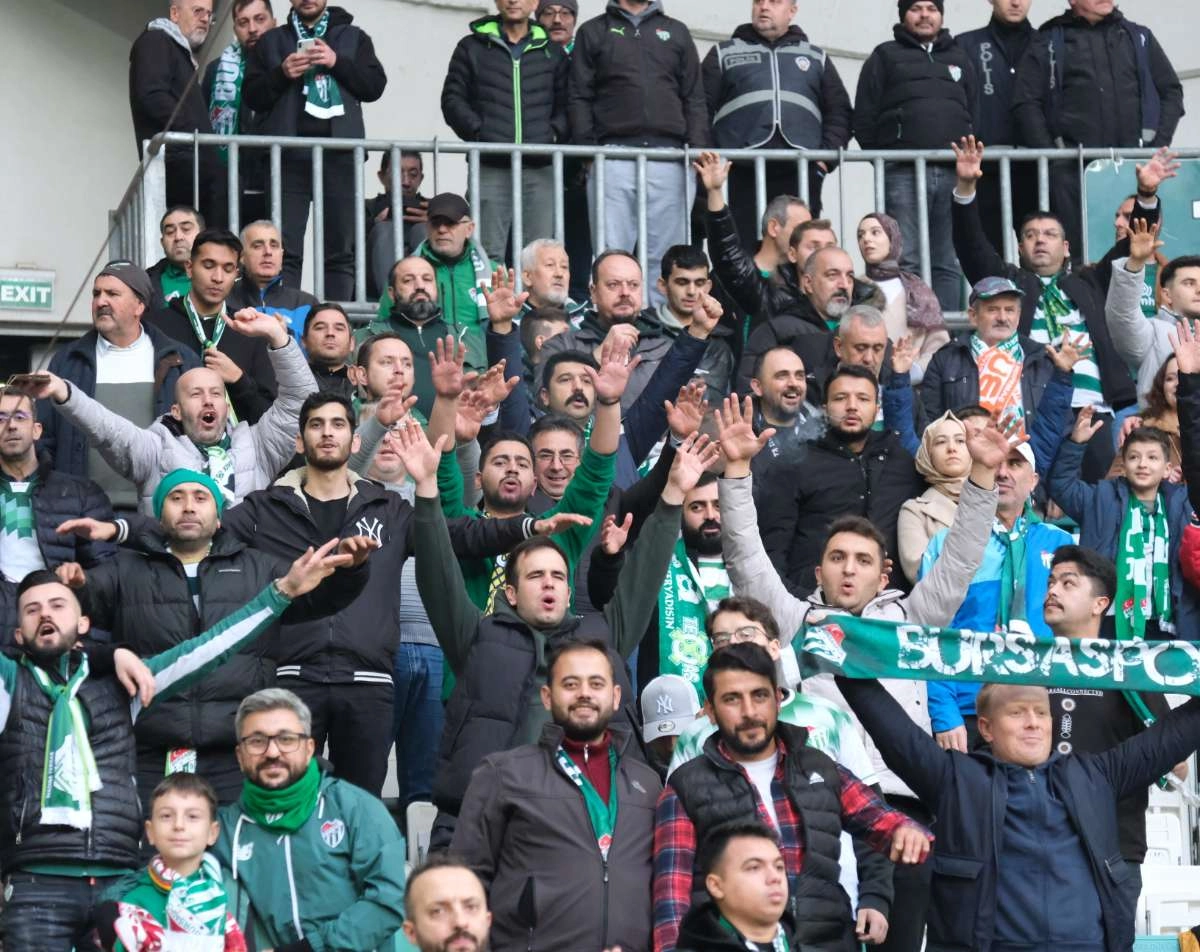(ÖZEL) Bursaspor - Ankara Demirspor taraftar fotoğrafları 1