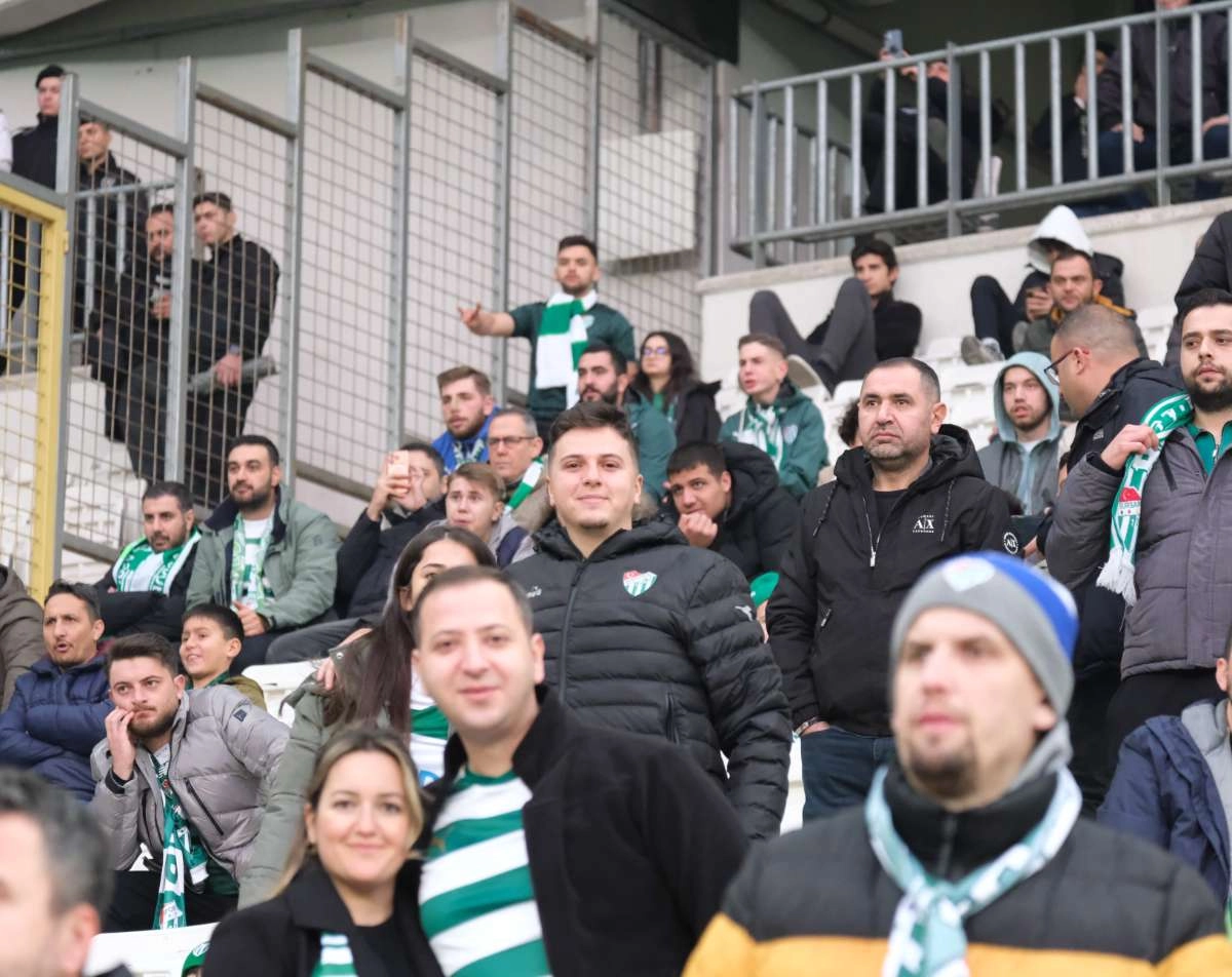 (ÖZEL) Bursaspor - Ankara Demirspor taraftar fotoğrafları 3