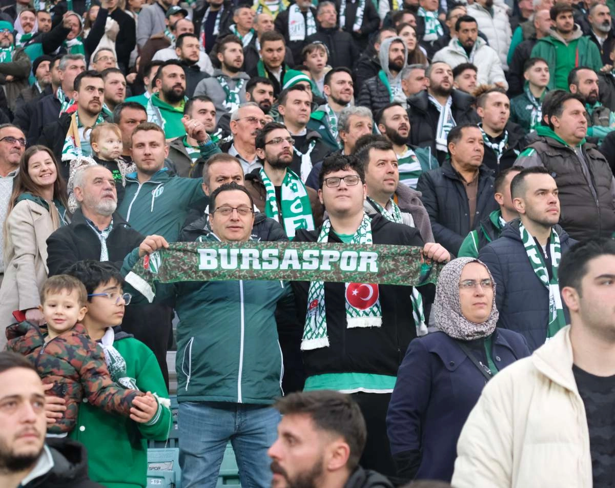 (ÖZEL) Bursaspor - Ankara Demirspor taraftar fotoğrafları 3