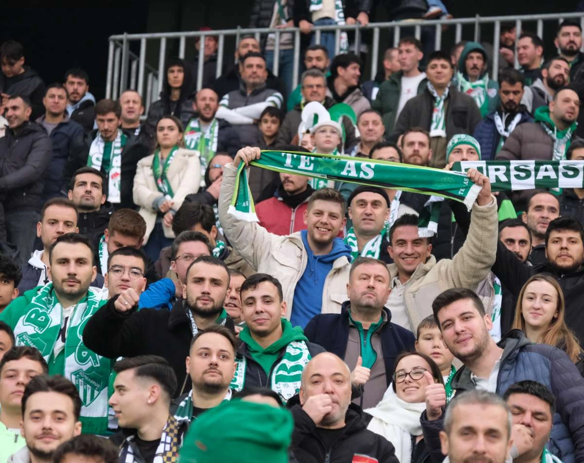(ÖZEL) Bursaspor - Ankara Demirspor taraftar fotoğrafları 3