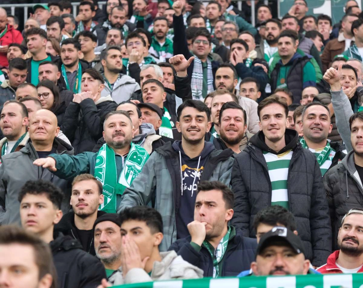 (ÖZEL) Bursaspor - Ankara Demirspor taraftar fotoğrafları 3