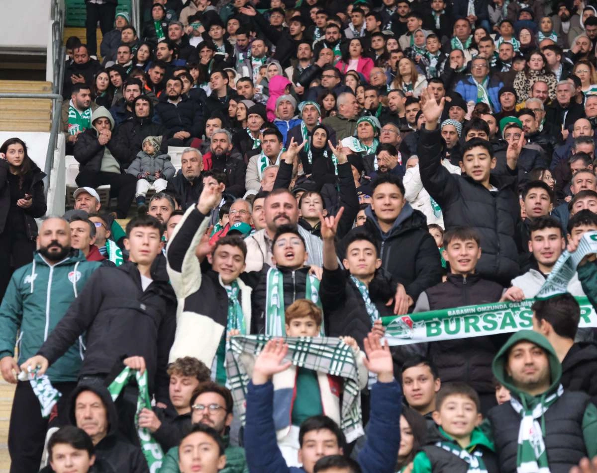 (ÖZEL) Bursaspor - Ankara Demirspor taraftar fotoğrafları 3