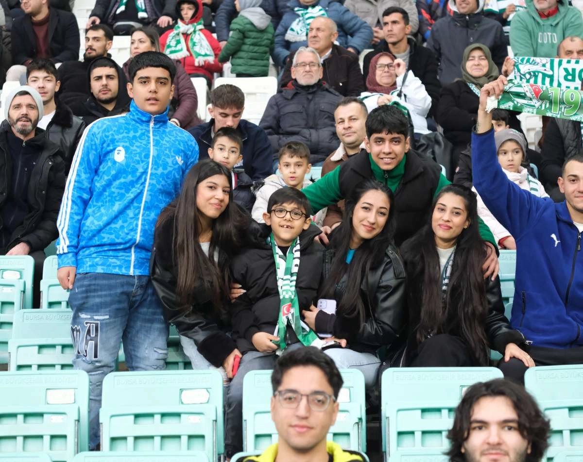 (ÖZEL) Bursaspor - Ankara Demirspor taraftar fotoğrafları 3