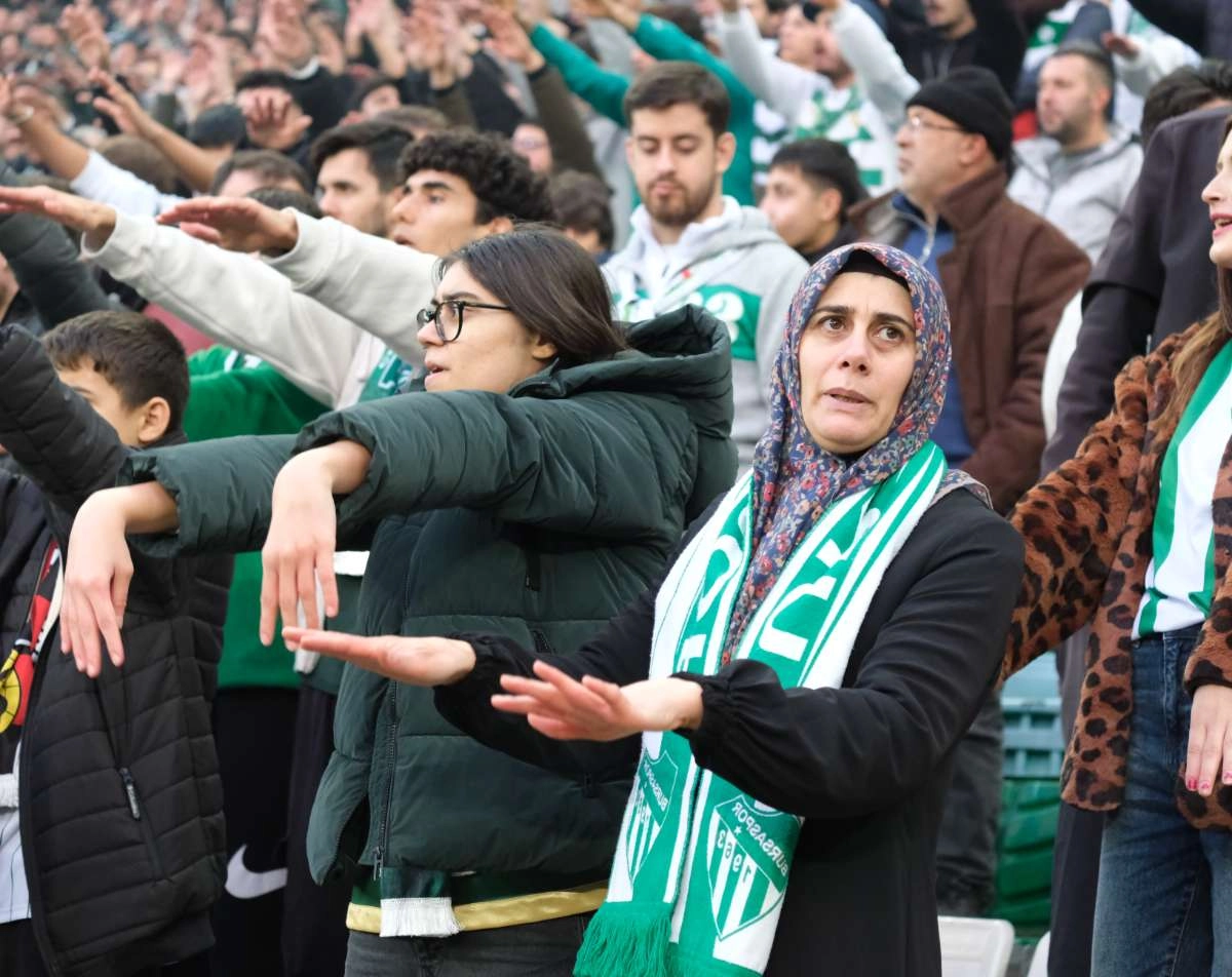(ÖZEL) Bursaspor - Ankara Demirspor taraftar fotoğrafları 3