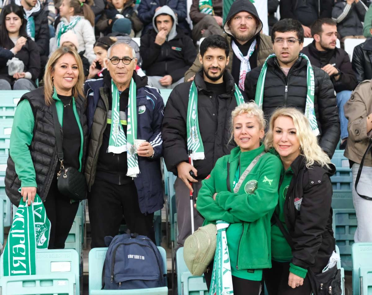 (ÖZEL) Bursaspor - Ankara Demirspor taraftar fotoğrafları 3
