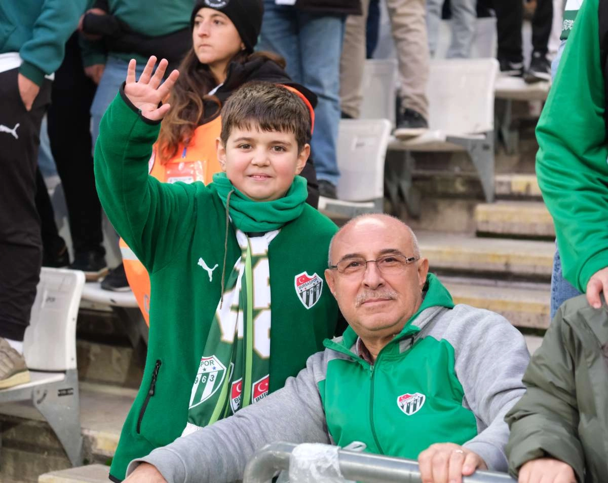 (ÖZEL) Bursaspor - Ankara Demirspor taraftar fotoğrafları 3