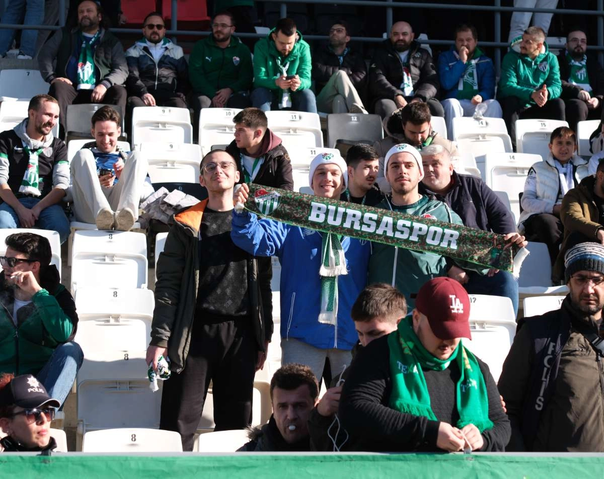 (FOTO GALERİ) Bursaspor'un Somaspor Deplasmanından Taraftar Fotoğrafları