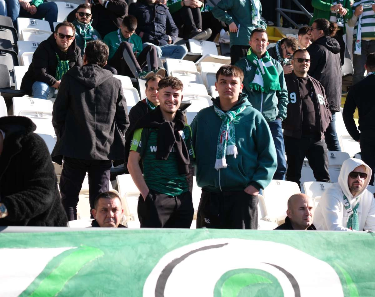 (FOTO GALERİ) Bursaspor'un Somaspor Deplasmanından Taraftar Fotoğrafları