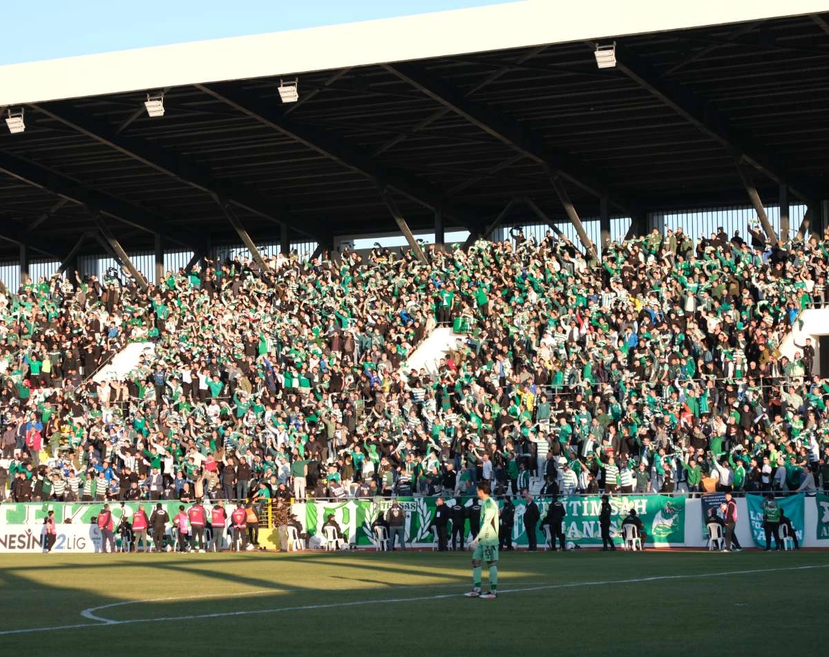 (FOTO GALERİ) Bursaspor'un Somaspor Deplasmanından Taraftar Fotoğrafları
