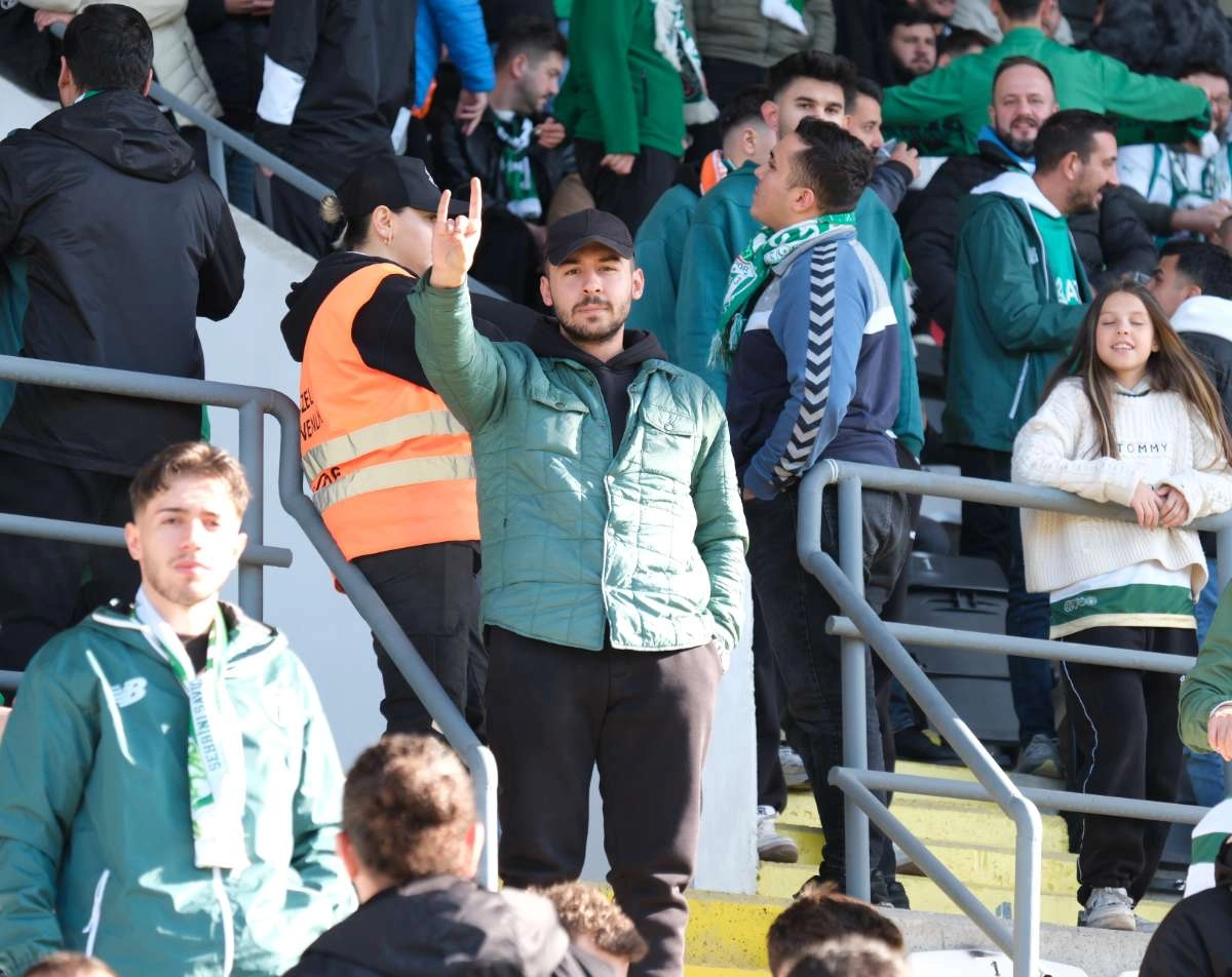 (FOTO GALERİ) Bursaspor'un Somaspor Deplasmanından Taraftar Fotoğrafları