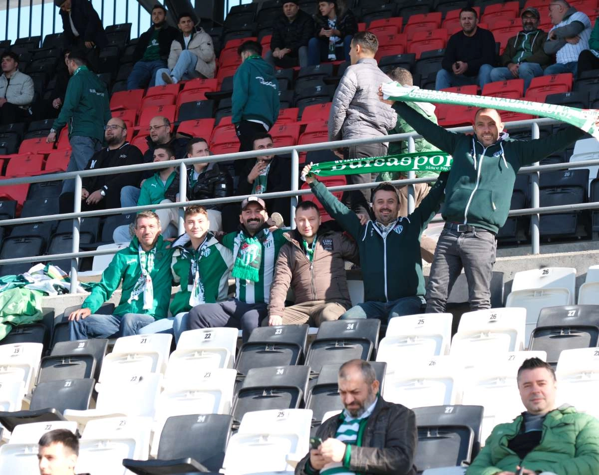 (FOTO GALERİ) Bursaspor'un Somaspor Deplasmanından Taraftar Fotoğrafları