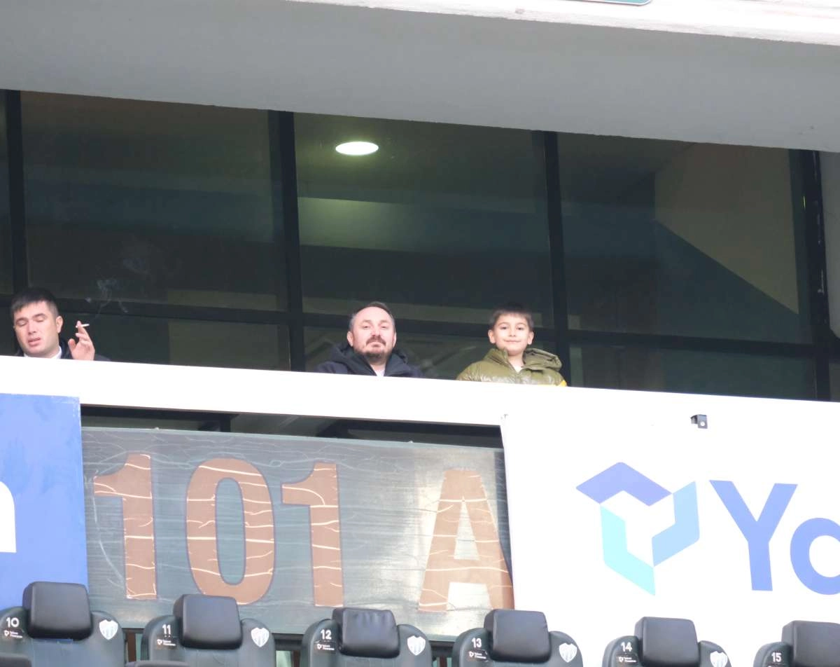 (FOTO GALERİ)Bursaspor-Aliağa FK maçından taraftar fotoğrafları