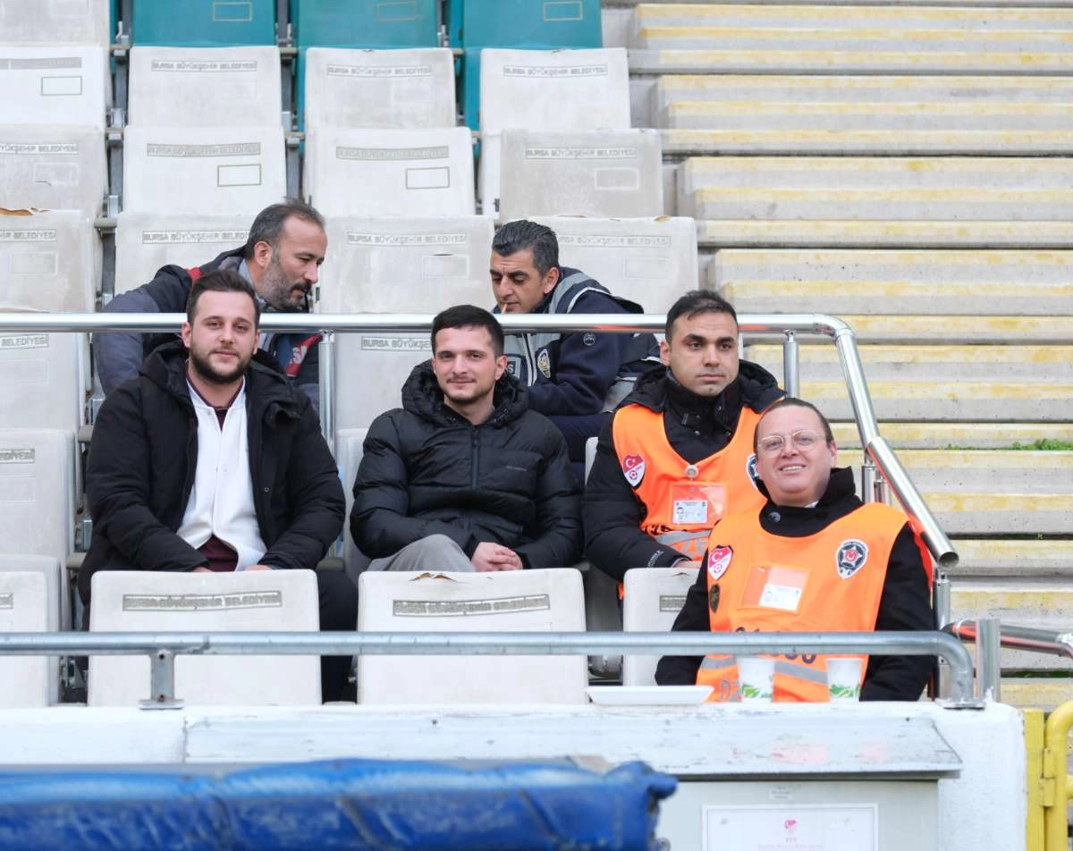 (FOTO GALERİ)Bursaspor-Aliağa FK maçından taraftar fotoğrafları