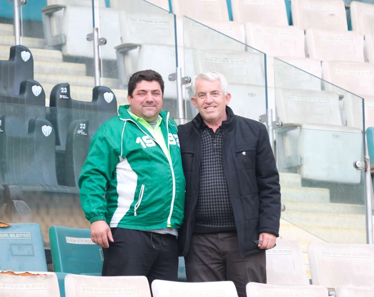 (FOTO GALERİ)Bursaspor-Aliağa FK maçından taraftar fotoğrafları