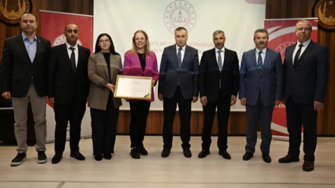 Sıfır atıkta Bursa birincisi İnegöl'e çevre beratı
