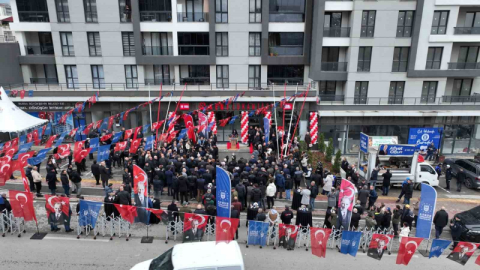 Bursa’da dayanışmanın sofrası büyüyor
