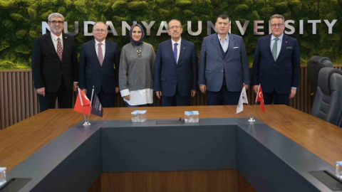 Dr. Özkul’dan Mudanya Üniversitesi’nde ‘hayat’ dersi