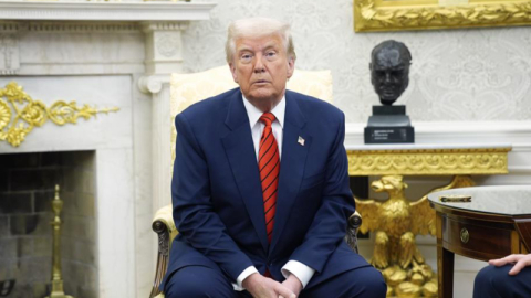 Trump: "Putin ile çok verimli bir telefon görüşmesi yaptım"