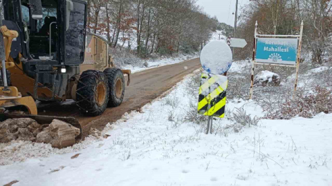 Nilüfer’de kar yağışına karşı kesintisiz mesai