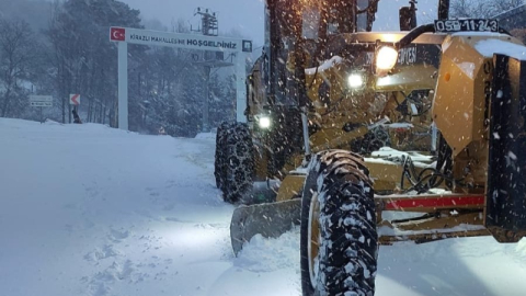 Osmangazi Belediyesi’nden karla mücadelede kesintisiz mesai