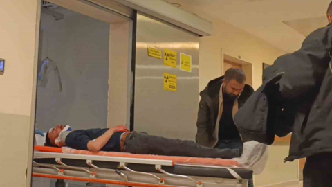 Tarlaya uçan otomobil hurdaya döndü