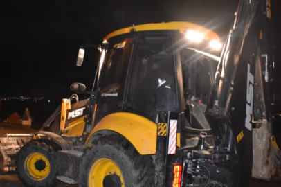 Gemlik’te fırtına sonrası sahiller temizlendi