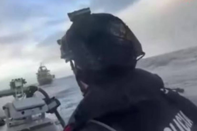 İspanyol polisi, açık denizde 10 tonluk rekor kokain ele geçirdi