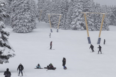 Uludağ’da kar kalınlığı 95 santimetreye ulaştı!
