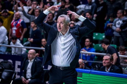 Emil Rajkovic taraftara seslendi