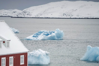 Fransa, Grönland'a asker gönderdi