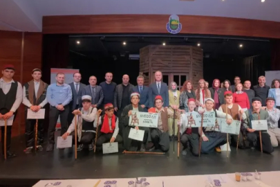 İnegöl’de genç meddahlar sahne aldı