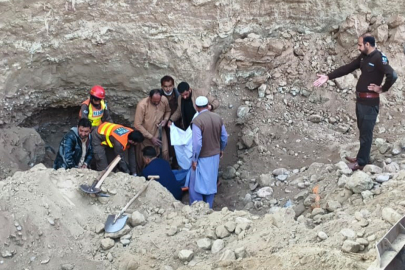 Pakistan’da yasa dışı altın madeninde çökme: 8 ölü, 1 yaralı