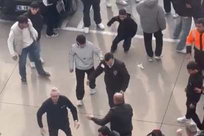 Bursa’da gençler birbirine girdi