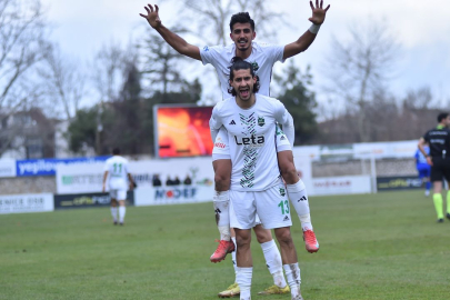 Kafkasspor zirveyi bırakmadı