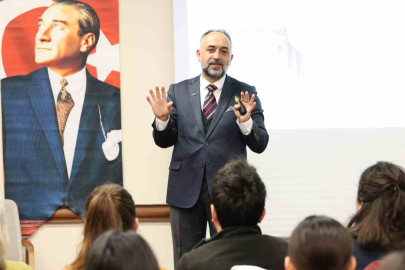 Osmangazi’de felsefe buluşmaları devam ediyor!