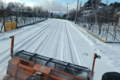 Osmangazi’nin yüksek kesimlerinde kar nöbeti!