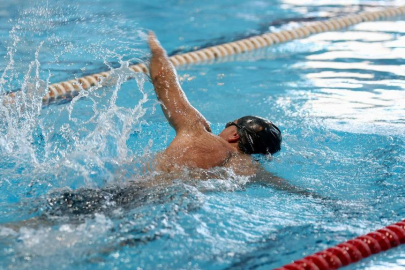 Gemlik’te masterlar yüzme heyecanı yaşandı