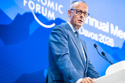 Merz: "Avrupa topraklarını zorla ele geçirme tehdidi kabul edilemez"