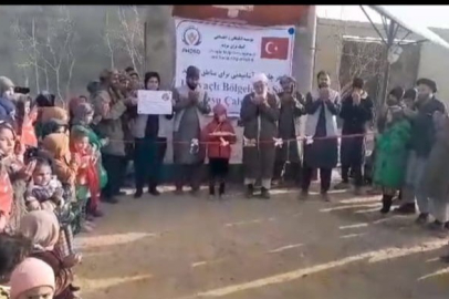Bursalı hayırsever hanımlar Afganistan’da su kuyusu açtı