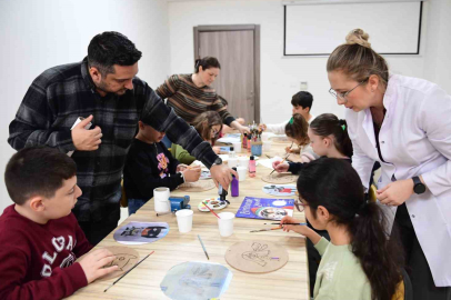 Osmangazi’de çocuklar kitaplardan ilham alarak üretiyor.