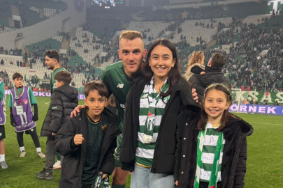 Bursaspor camiası şehitlerini unutmadı!