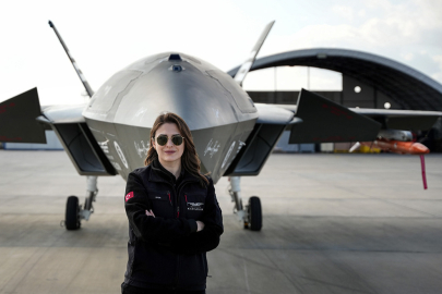 Türkiye’nin ilk insansız savaş uçağı KIZILELMA’nın kadın pilotu