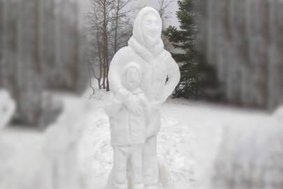 Uludağ’da kardan heykel!